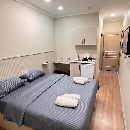 Aparthotel Renova Old 3*
