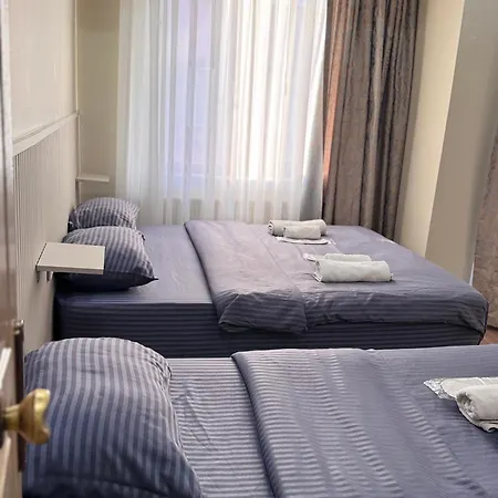 Hotel apartamentowy Renova Old 3*