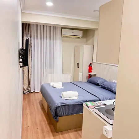 Hotel apartamentowy Renova Old 3*